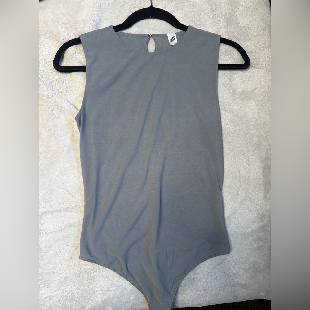 Parade Elegant Gray Sleeveless Bodysuit
